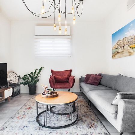 Premium 1Bd Apartment Near The Beach W/Balcony Tel Aviv Eksteriør billede